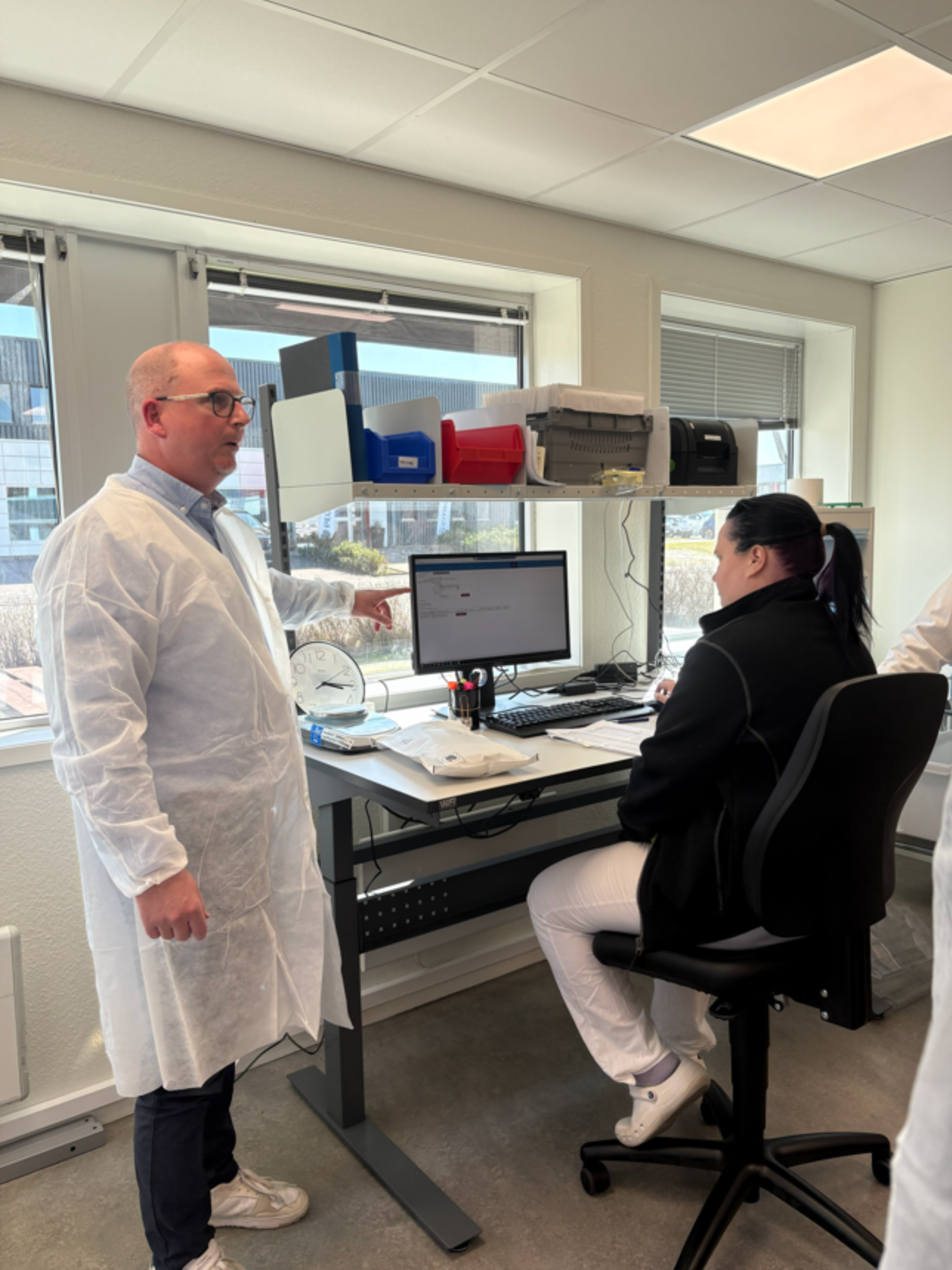 Eurofins tr&auml;ckprovsanalys. Bilddiagnostik. Bilderna laddas upp f&ouml;r att &auml;ggen artbest&auml;mmas och r&auml;knas med hj&auml;lp av AI och en enorm bildbank.